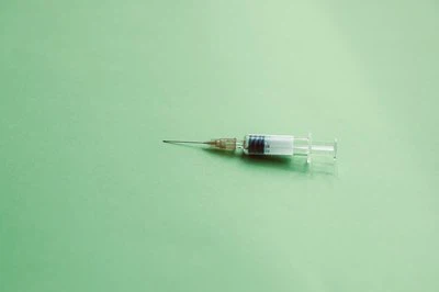 누출부터 밀봉까지: H2O2 이송 바늘의 재료 및 밀봉 역학